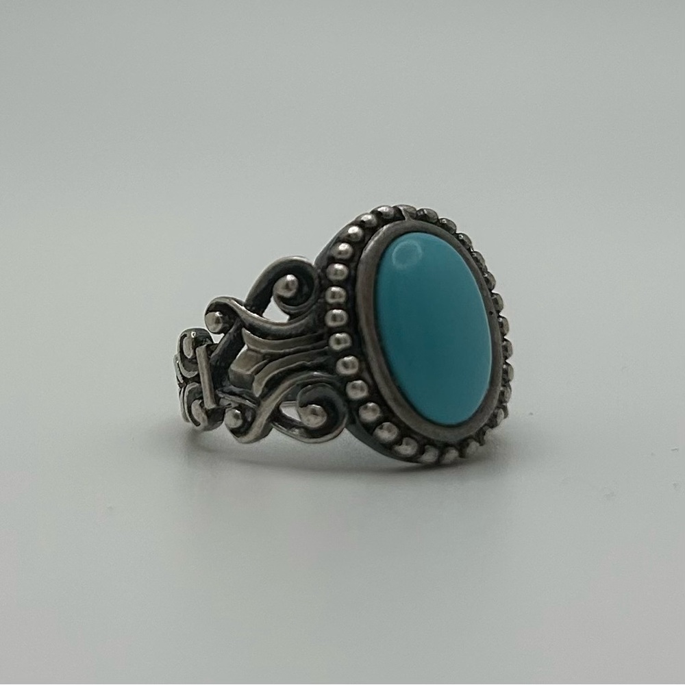 Vintage 925 Sterling Silver Avon Ring with Blue Stone size 7